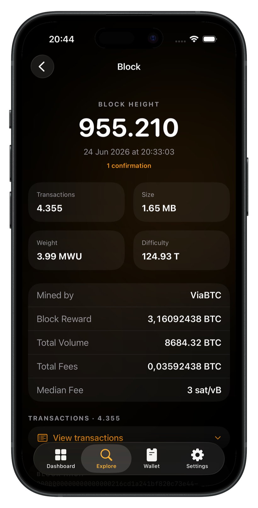 Block detail with the mining pool, reward, fees and size
